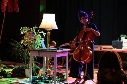 Picnic og jazz på persiske tæpper / Rosyán - turkis - 15/07/2025 - Fotograf: Henning Espersen