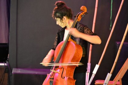 Picnic og jazz på persiske tæpper / Rosyán - turkis - 15/07/2025 - Fotograf: Henning Espersen