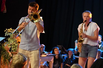 Picnic og jazz på persiske tæpper / Alberte Svenningsen Duo - turkis - 15/07/2025 - Fotograf: Henning Espersen