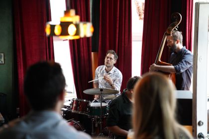 Sommer Trio - Erlings Jazz- & Ølbar - 15/07/2019 - Fotograf: Tim Alexander Stojanovic