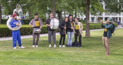 Street Parade - Sommerjazz Brass Band - Havnepladsen, Midtbyen Aarhus - 11/07/2020 - Fotograf: Poul Nyholm